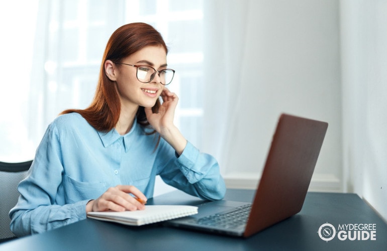 Associate's in Photography Degree Online