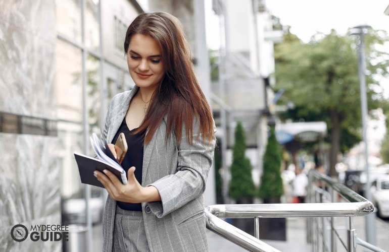 female government employee preparing for a meeting