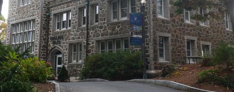 endicott college campus