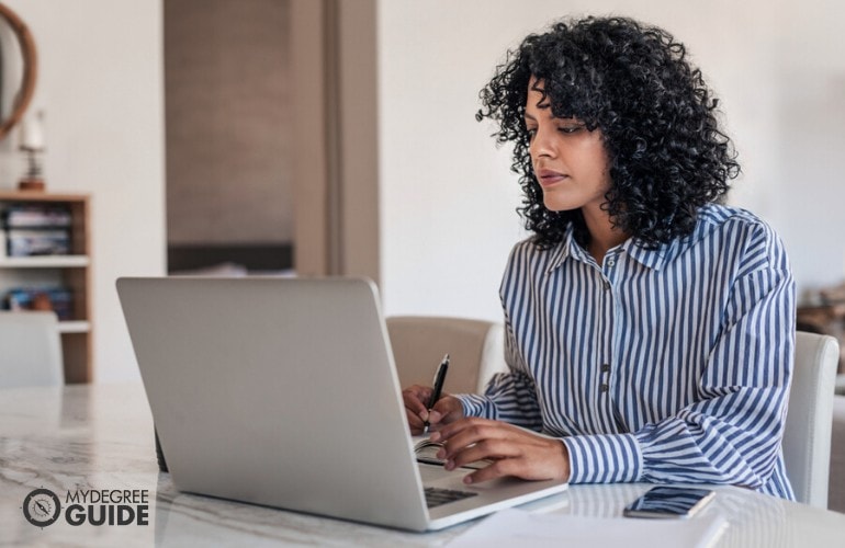 environmental science student studying online