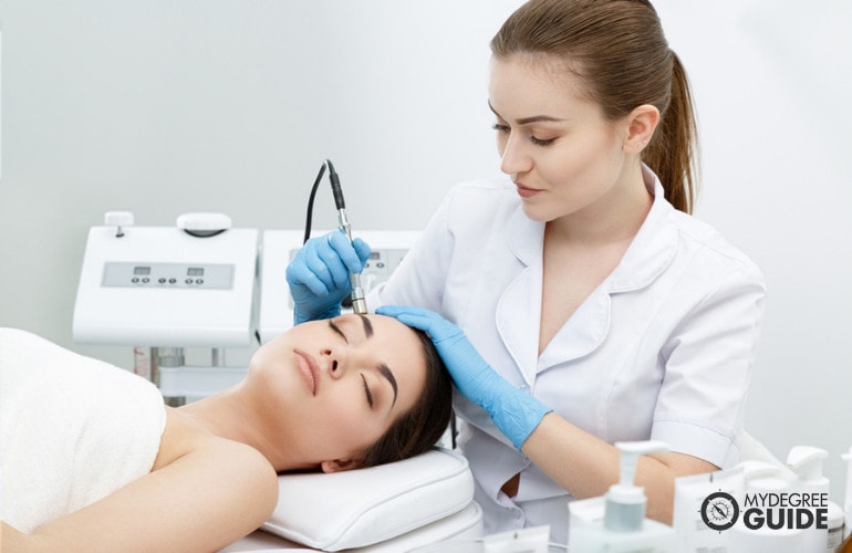 Esthetician vs. Cosmetologist