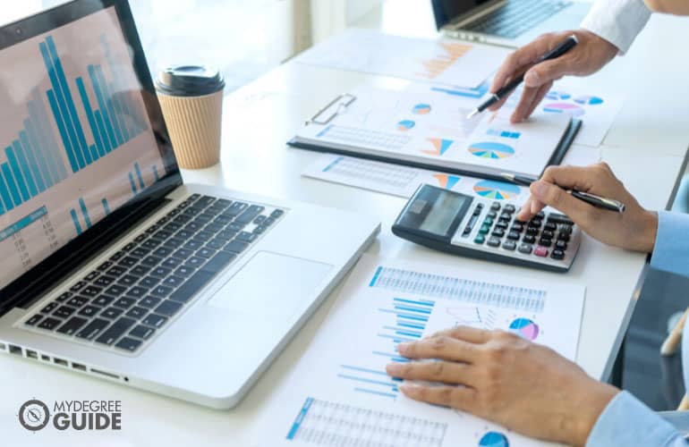 analyzing financial statements of a company