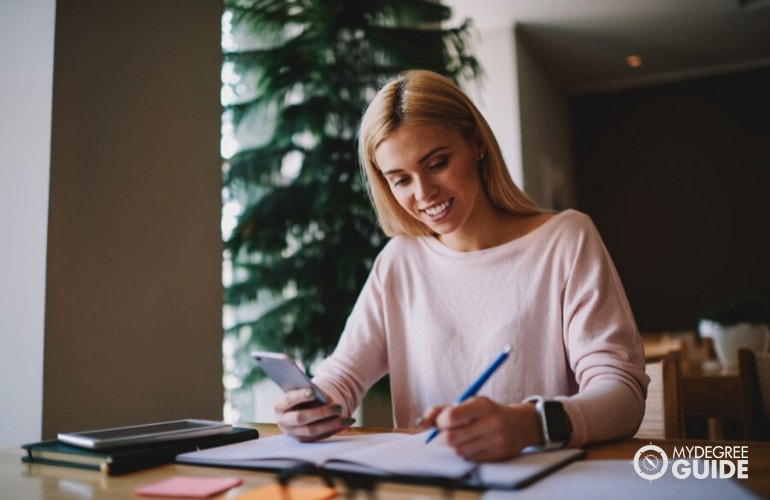 Psychology student searching for scholarships online