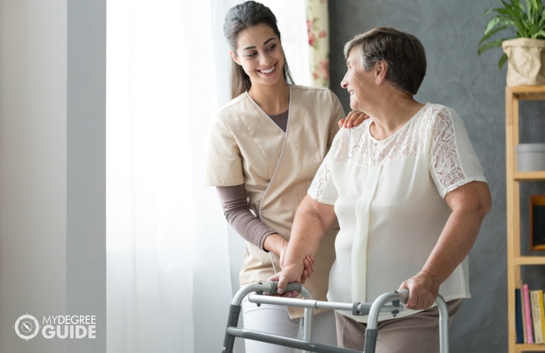 nurse working in a nursing care facility