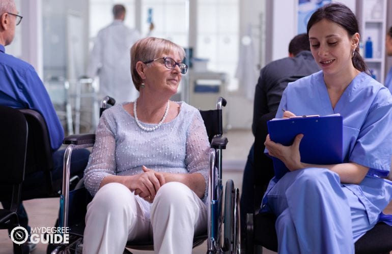 PT Assistant collecting data for patient's medical records