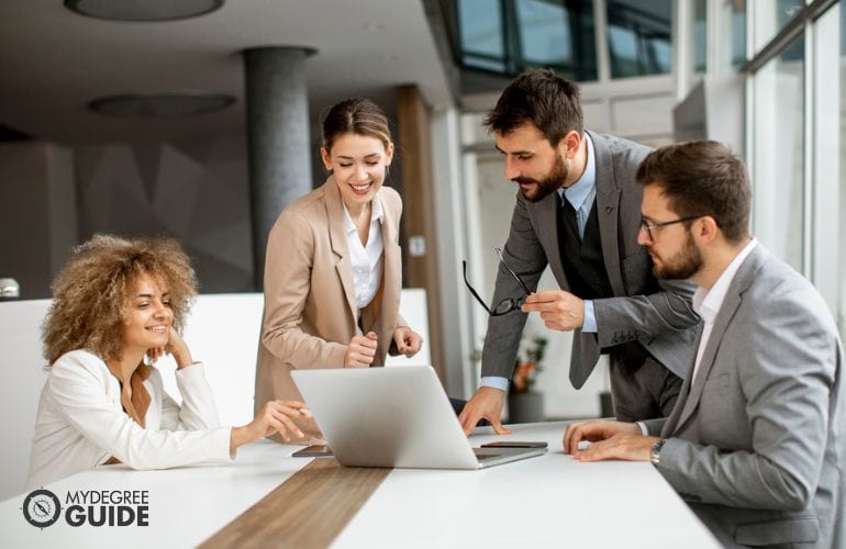 Chief Executive discussing with Employee relations directors